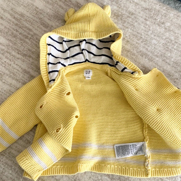Baby Gap Garter Knit Hooded Sweater 3-6 months - Picture 6 of 7